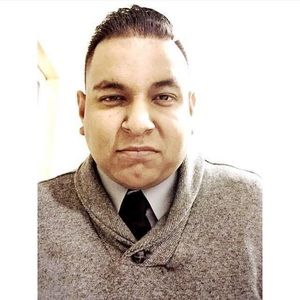 Meet your Posher, Ramiro